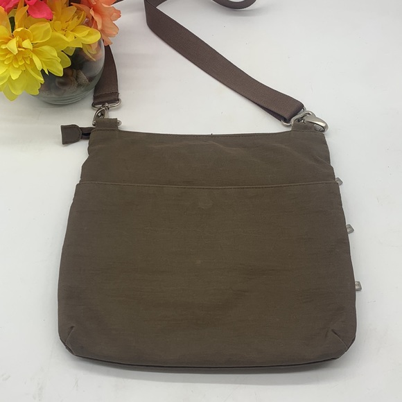Baggallini Brown Crossbody Nylon 3 Front Pocket Bag for Travel everyday MCB3796I - Picture 3 of 15